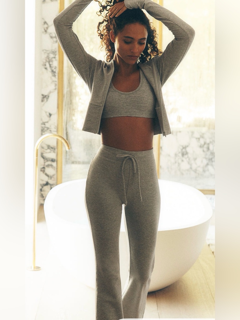 ALO Yoga sway bootcut leggings, athletic Heather grey size XS